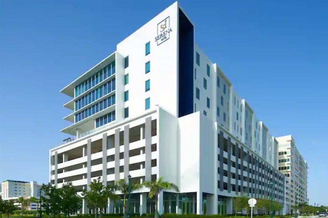 Serena Hotel Aventura Miami, Tapestry Collection By Hilton Exterior photo