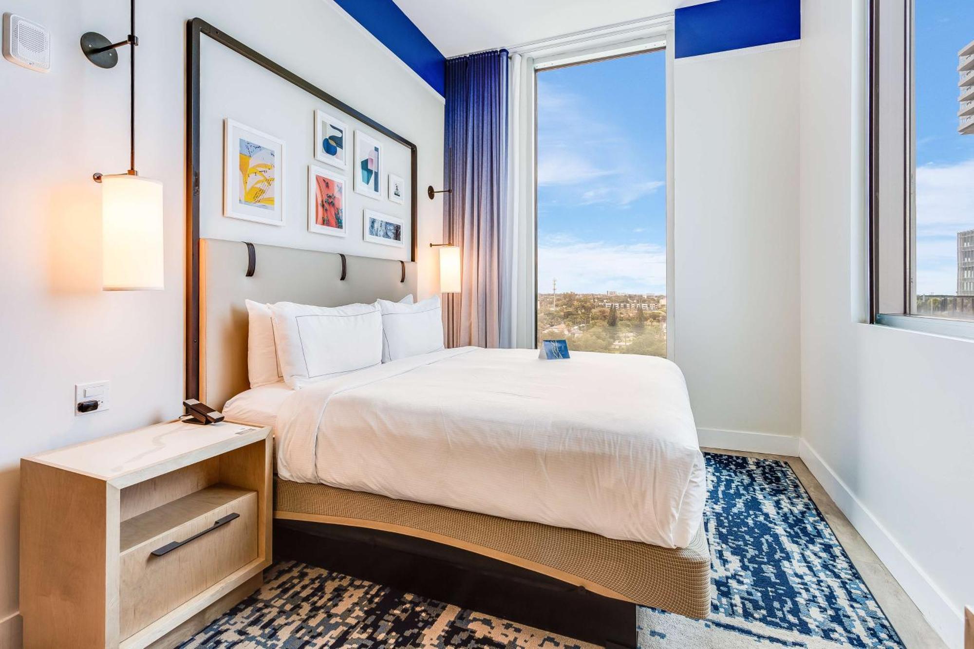 Serena Hotel Aventura Miami, Tapestry Collection By Hilton Exterior photo