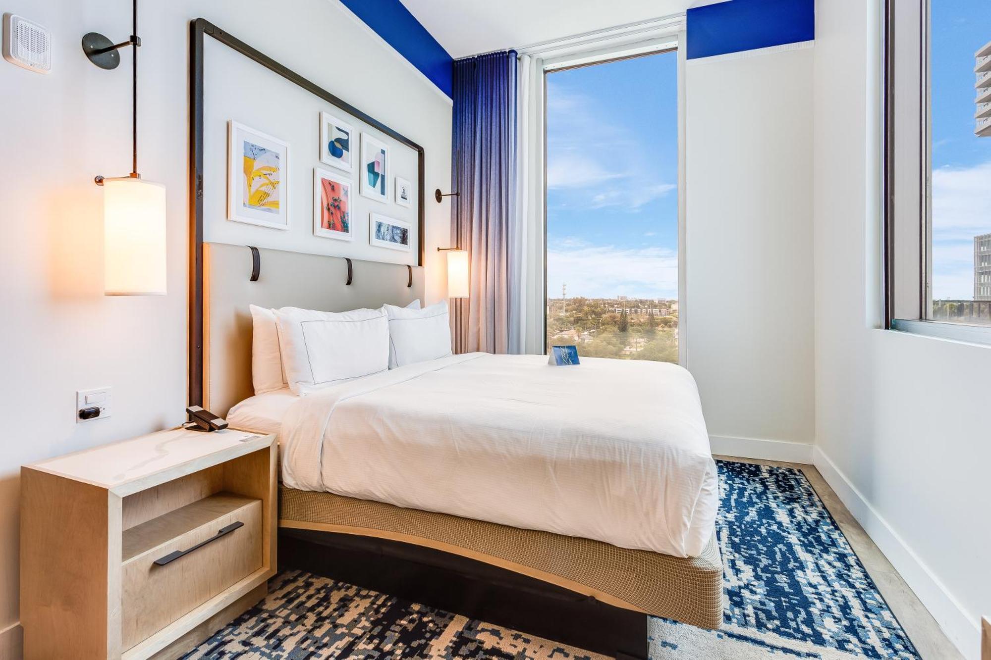 Serena Hotel Aventura Miami, Tapestry Collection By Hilton Exterior photo